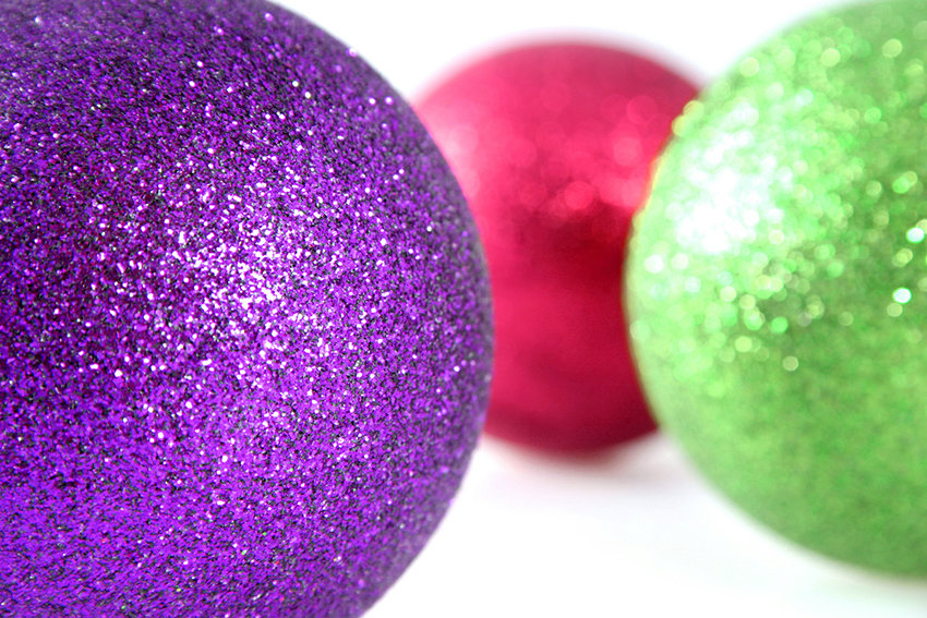 b2bcards corporate christmas eacrd ref:b2b-ecards-baubles-purple-fuschia-green-918.jpg, Baubles, Purple,Fuschia,Green