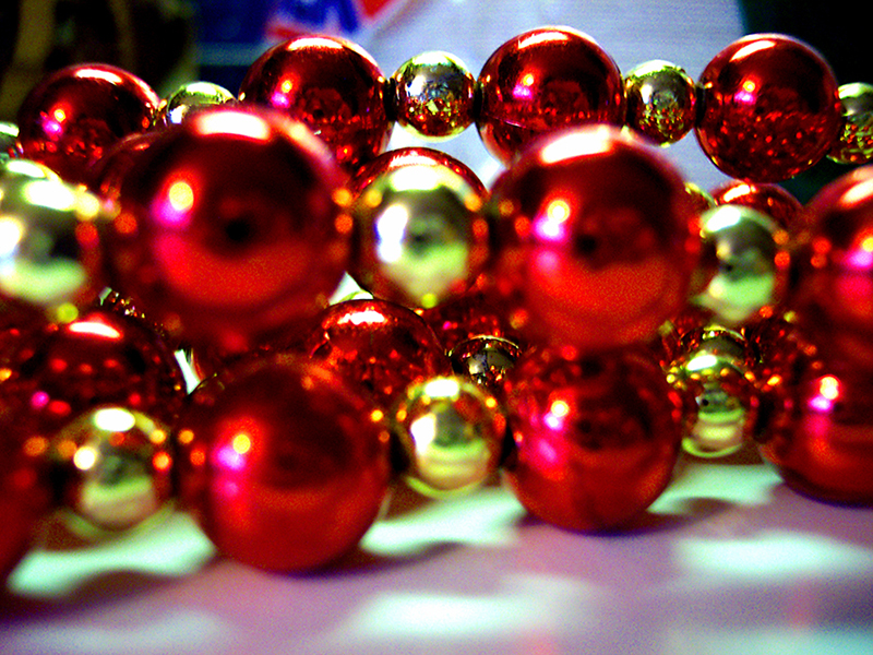 b2bcards corporate christmas eacrd ref:b2b-ecards-beads-red-gold-440.jpg, Beads, Red,Gold