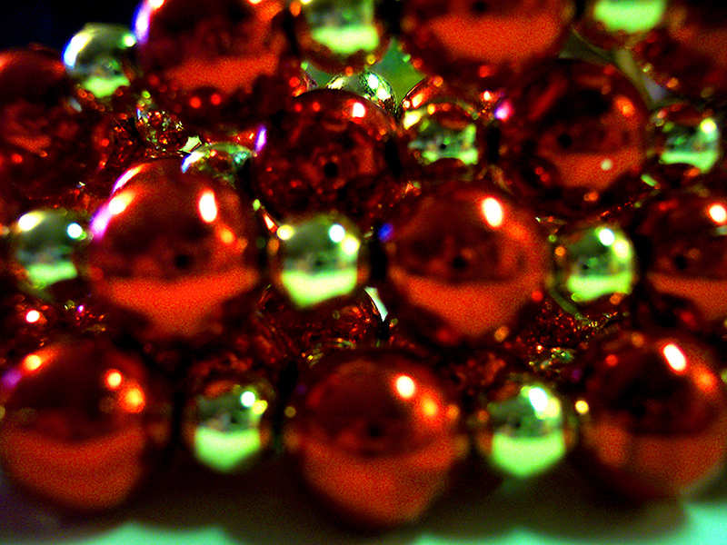 b2bcards corporate christmas eacrd ref:b2b-ecards-beads-red-green-430.jpg, Beads, Red,Green