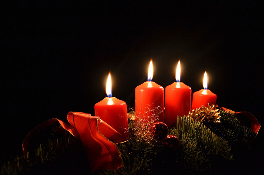 b2bcards corporate christmas eacrd ref:b2b-ecards-candles-red-932.jpg, Candles, Red
