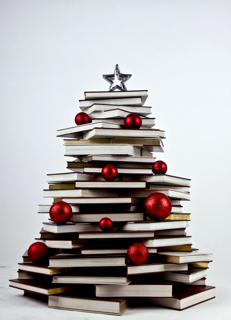 b2bcards corporate christmas eacrd ref:b2b-ecards-books-christmas-tree-red-white-brown-674.jpg, Books,Christmas Tree, Red,White,Brown