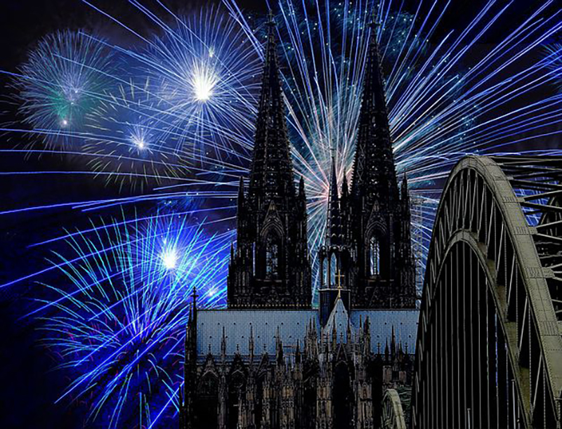 b2bcards corporate christmas eacrd ref:b2b-ecards-church--fireworks-blue-1001.jpg, Church, Fireworks, Blue